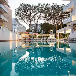 **** Hotel Kapri Albanien