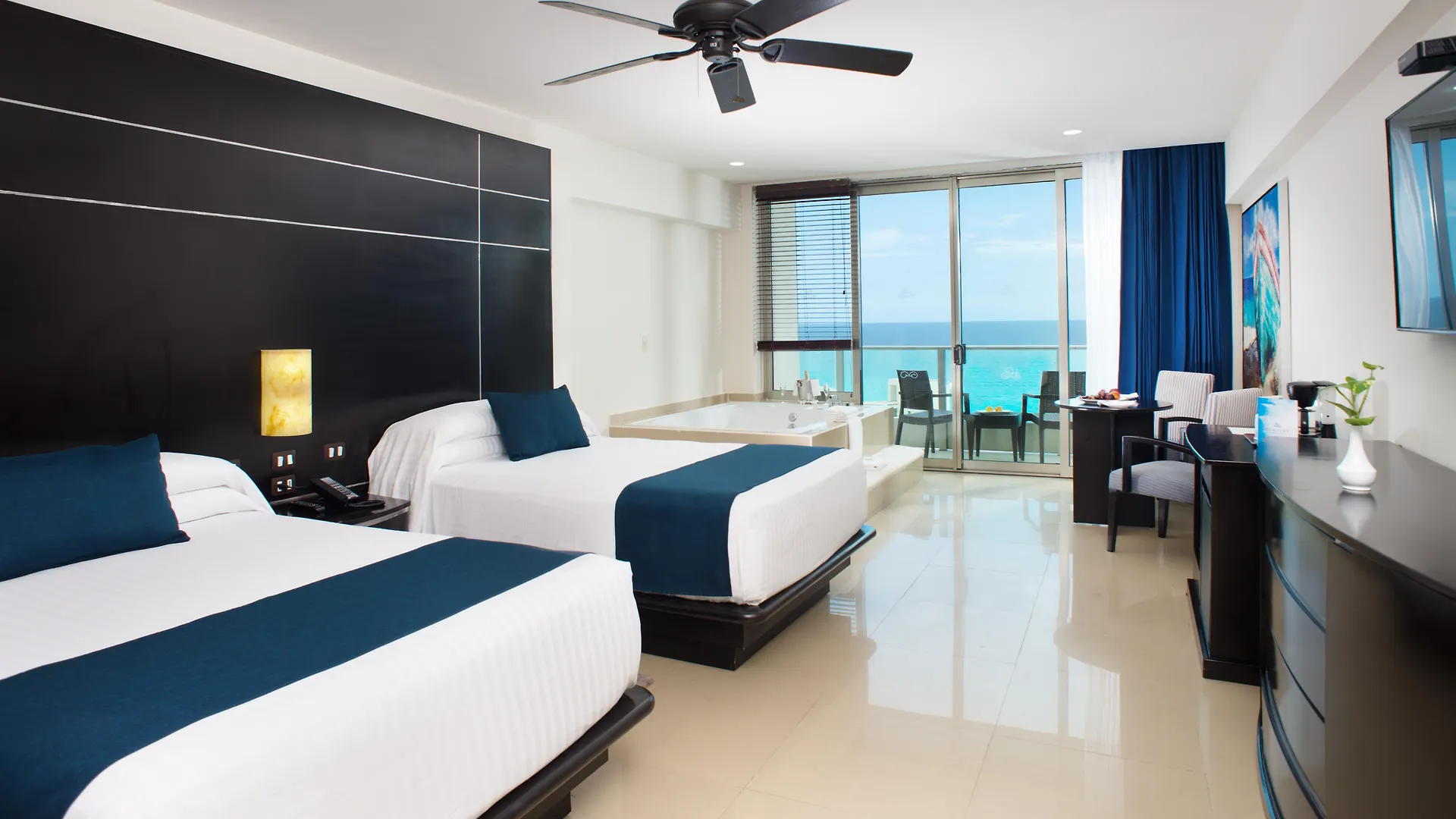 Seadust Cancun Family Resort