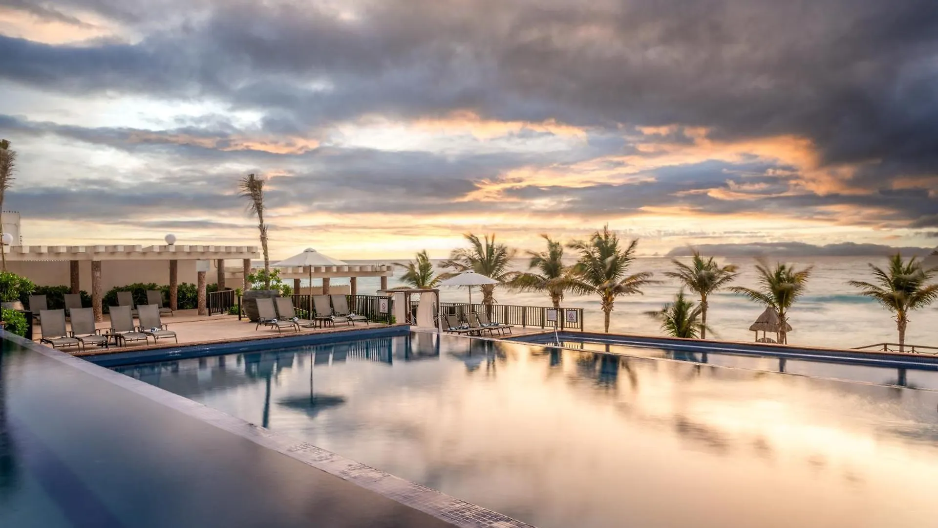Seadust Cancun Family Resort