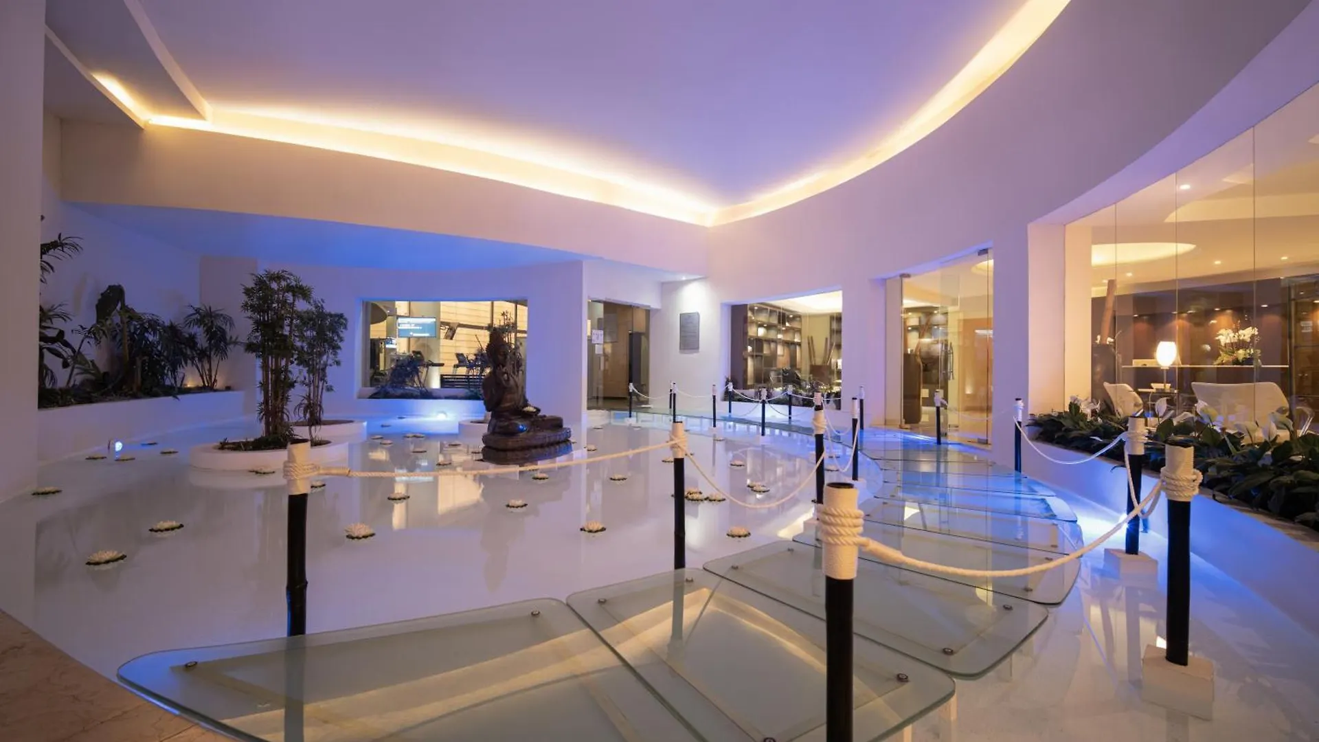 Seadust Cancun Family Resort