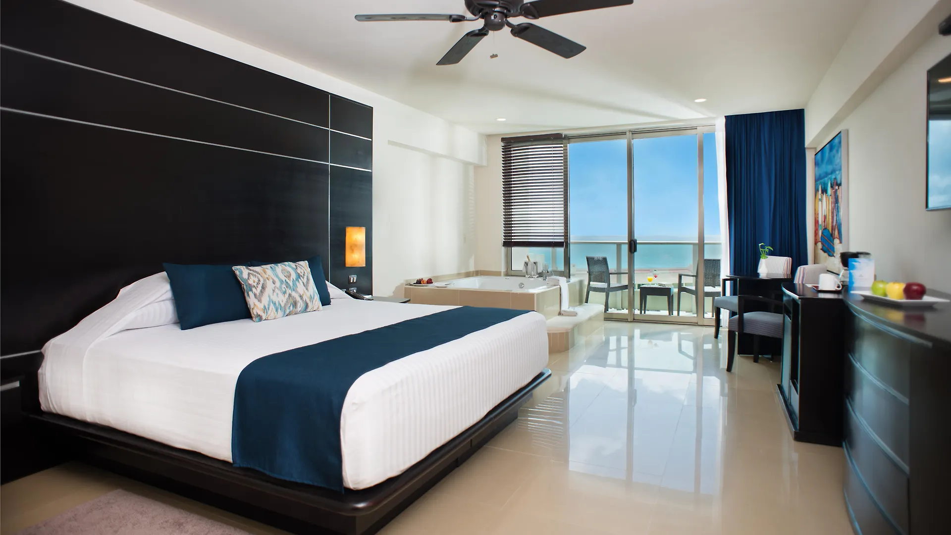 Seadust Cancun Family Resort