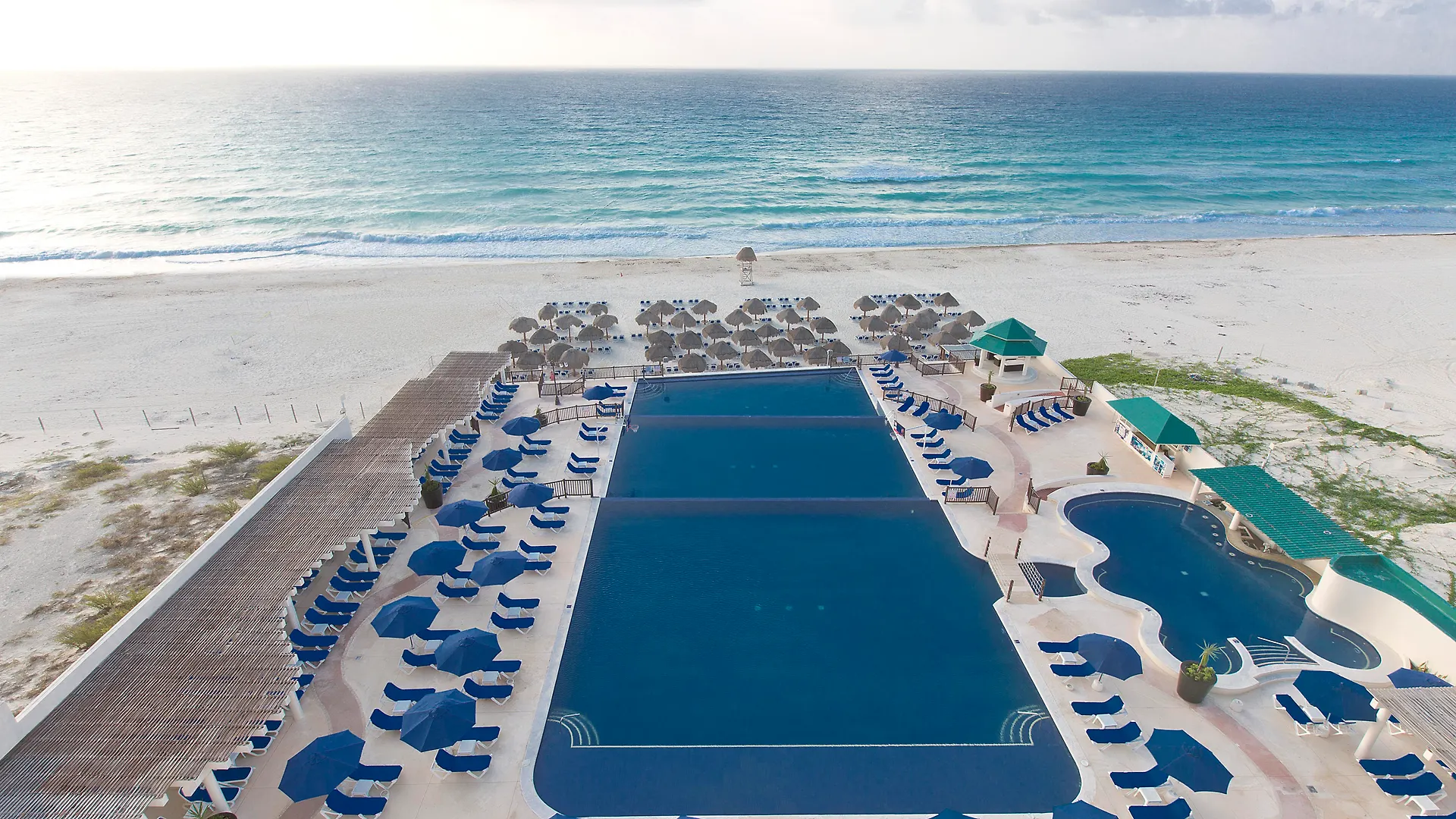 Seadust Cancun Family Resort
