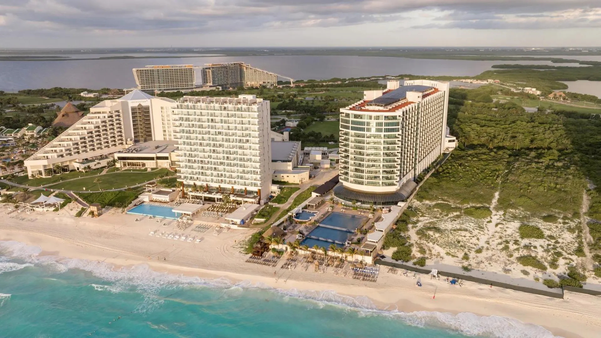 Seadust Cancun Family Resort