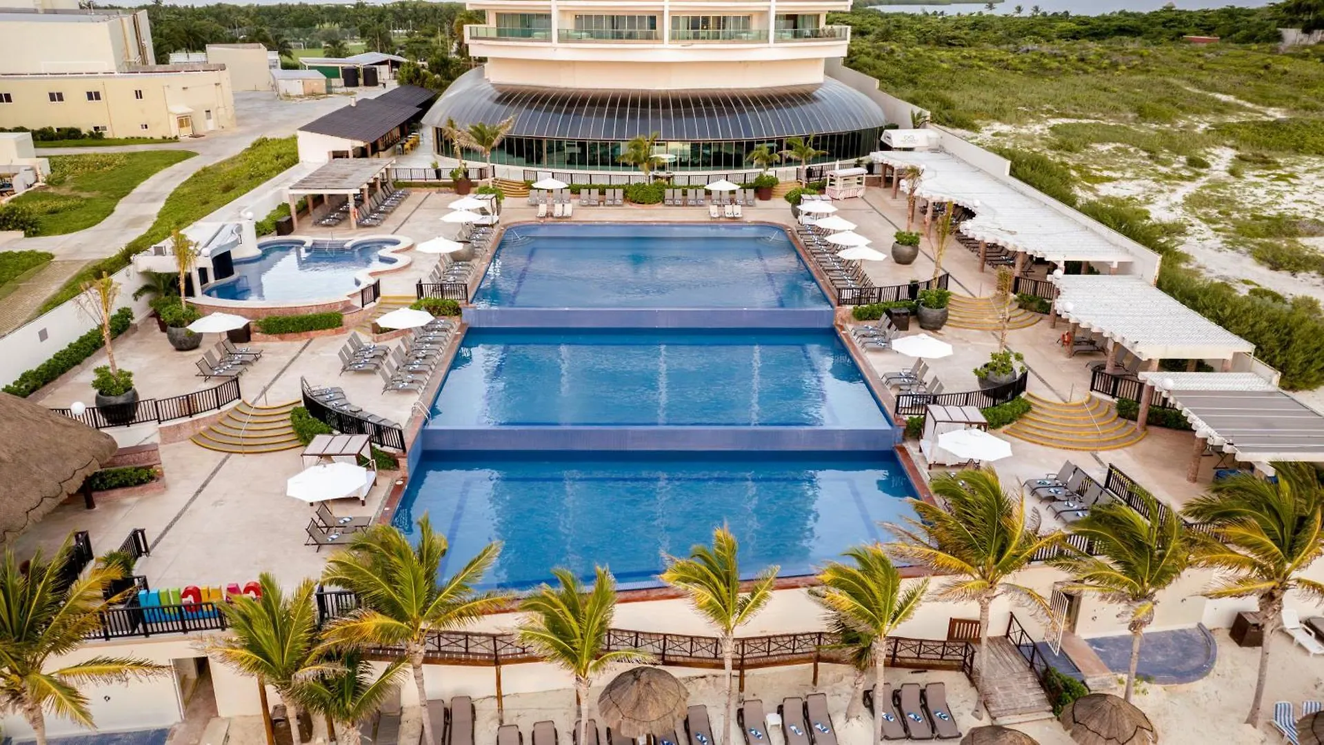 ****  Seadust Cancun Family Resort Mexico
