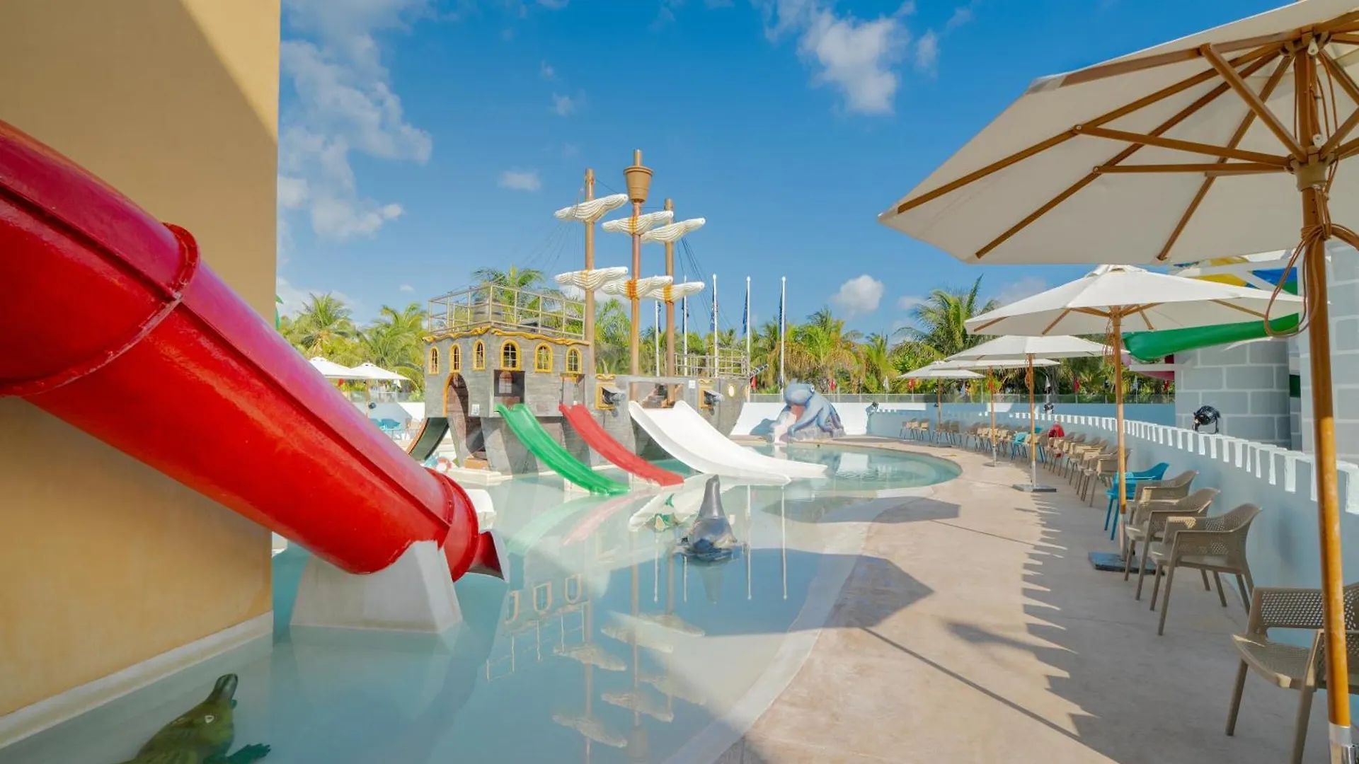 Seadust Cancun Family Resort 4*,  Mexico